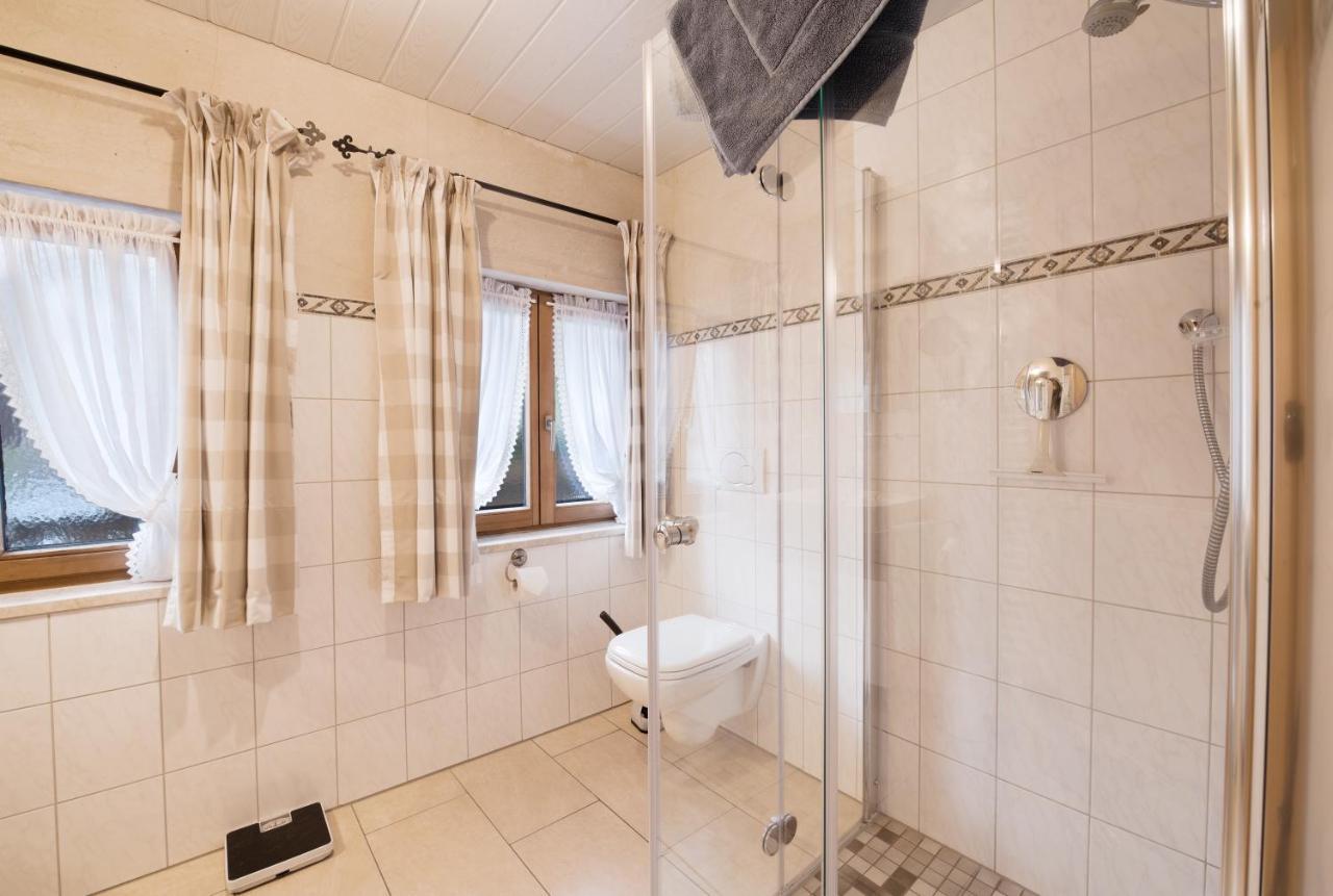 Ferienwohnung Waxenstein Грайнау Екстериор снимка